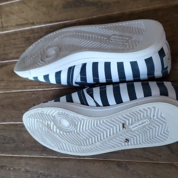 Land's End Women's Canvas Shoes - Picture 3 of 7